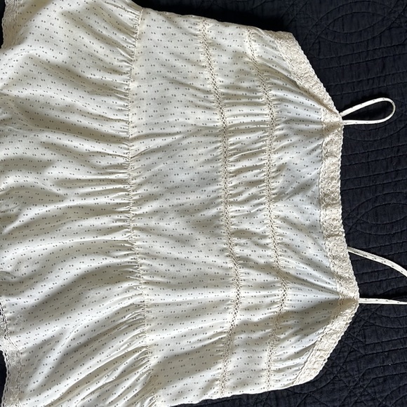 Aerie lace trimmed top - Picture 4 of 7